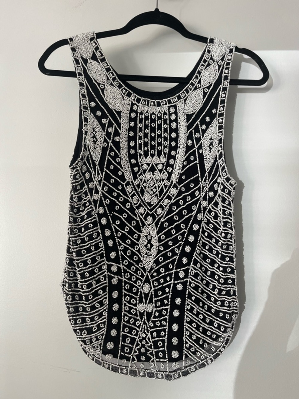 Vintage ladies beaded black and white petite size small sleeveless top